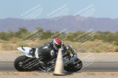 media/Oct-07-2023-CVMA (Sat) [[f84d08e330]]/Race 5 Amatuer Formula Middleweight/